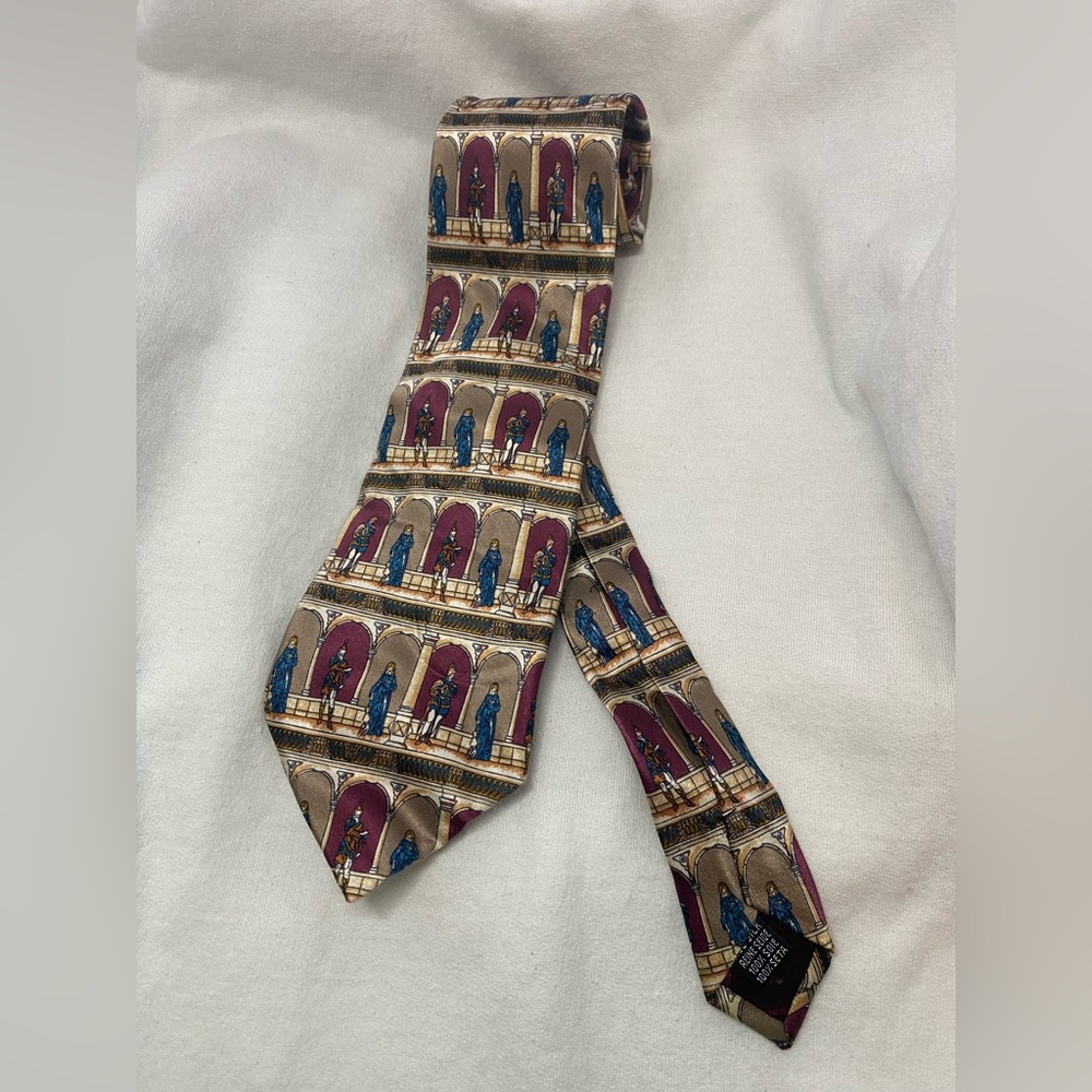 Elegant Multicolor Patterned Tie